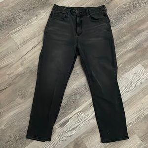 American Eagle curvy mom jean